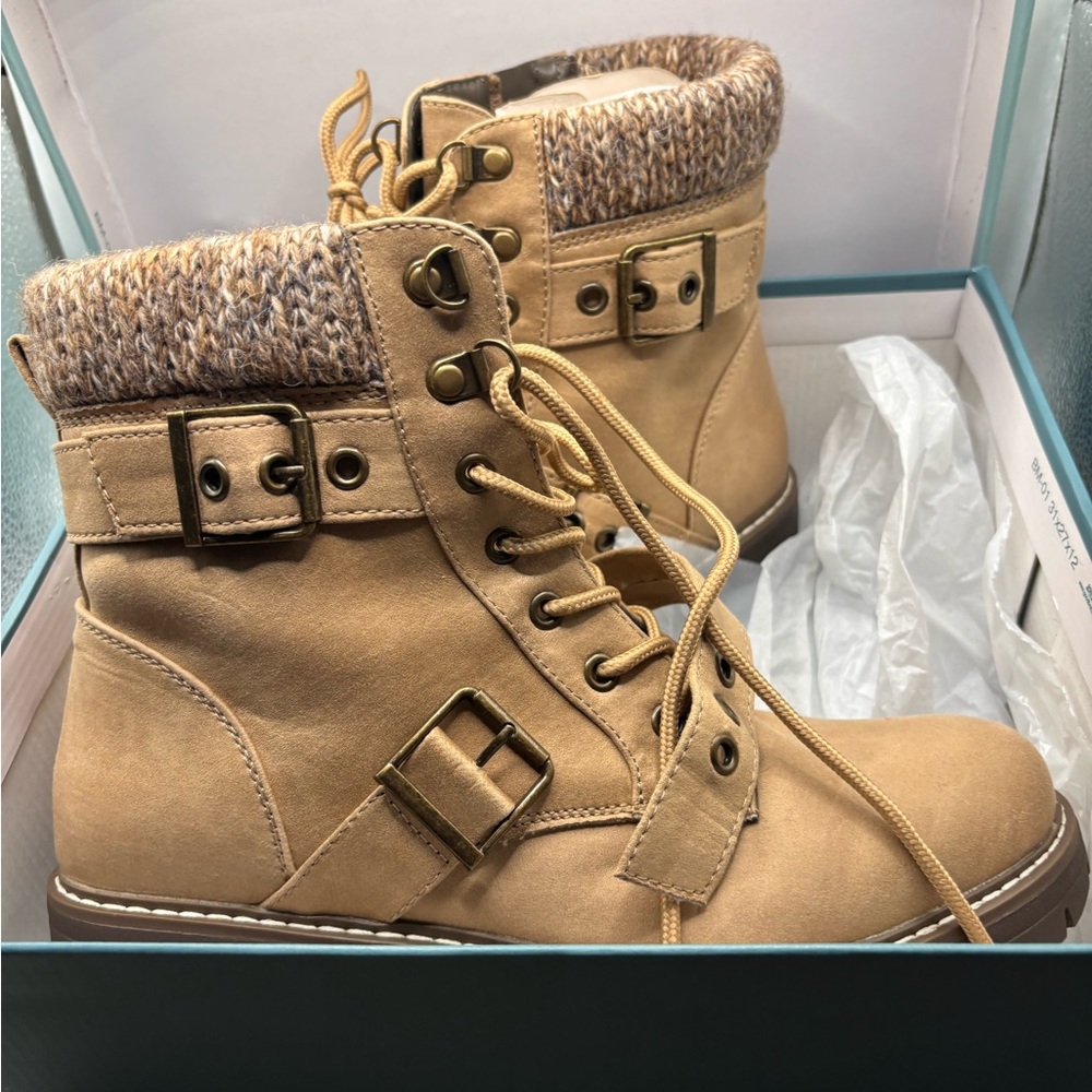 Cliffs by WHITE MOUNTAIN Beige Lace-Up Boots with Knit Cuff